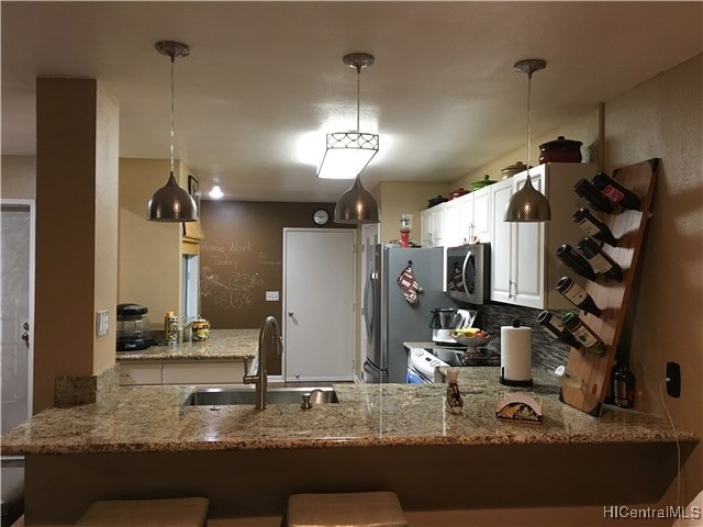 Fully renovated kitchen, granite counter tops, ope