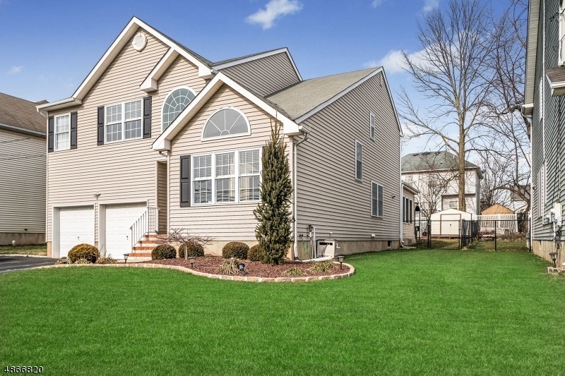 480 Vanderveer Rd, Bridgewater, NJ 08807 - photo 1