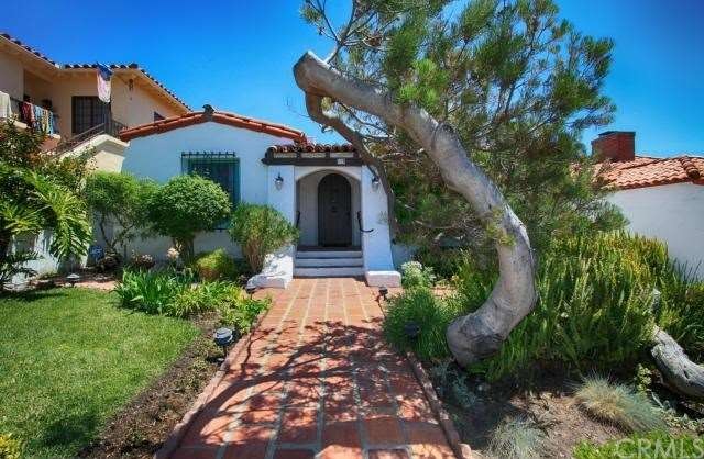Charming turn-key Ole Hanson beach cottage.
