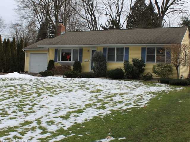 174 Connecticut Ave, Newington, CT 06111 - photo 1