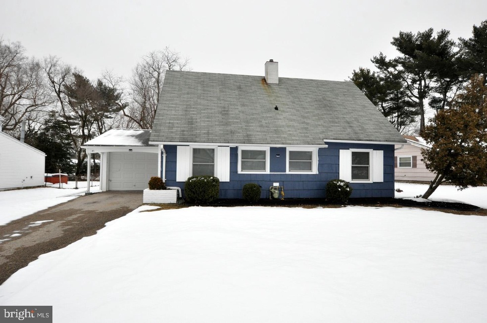 85 Baldwin Ln, Willingboro, NJ 08046 - photo 1