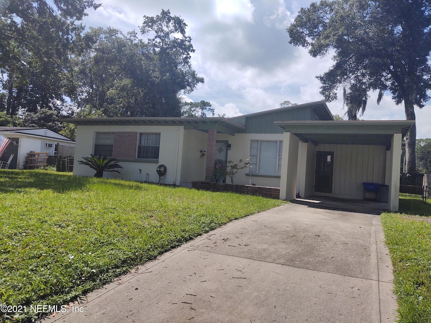 7212 Hallock St, Jacksonville, FL 32211 - photo 1