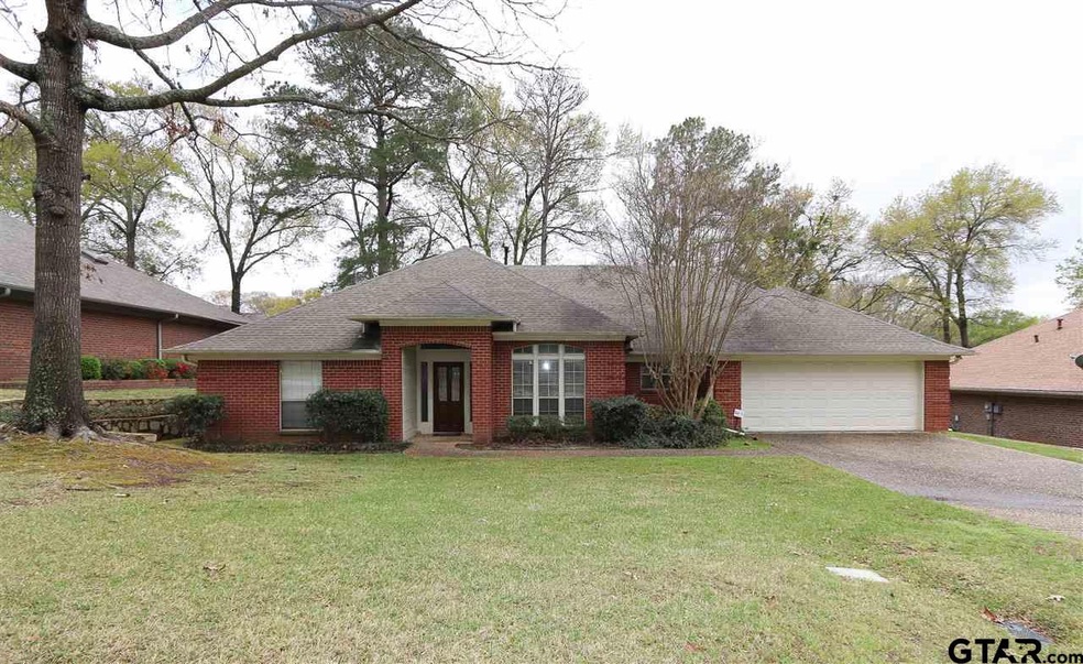 802 Cedar Creek Dr, Tyler, TX 75703 - photo 1