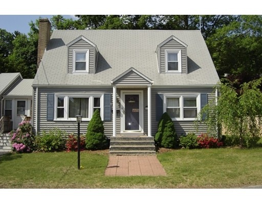 7 Buttaro Rd, Woburn, MA 01801 - photo 1