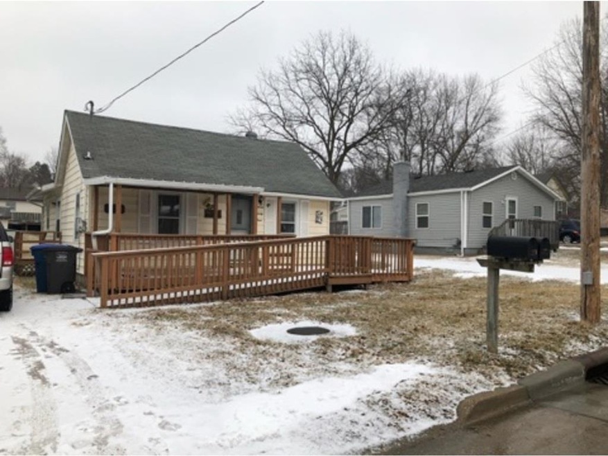 1123 Johnson St, Des Moines, IA 50315 - photo 1