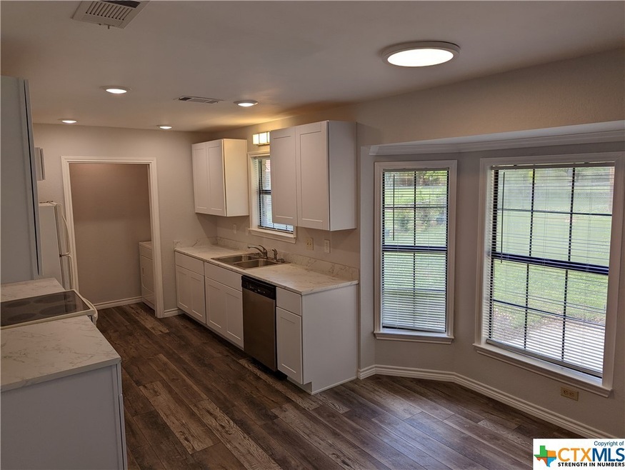 1105 Timmons Dr, Copperas Cove, TX 76522 - photo 1