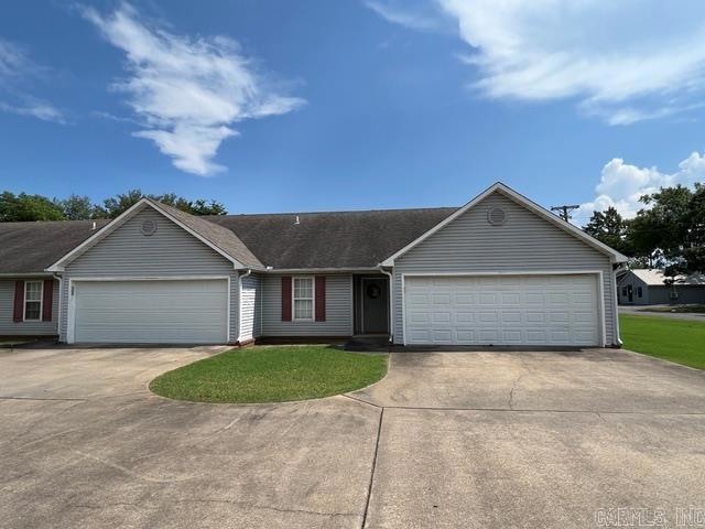 106 Leggett St, Jonesboro, AR 72401 - photo 1