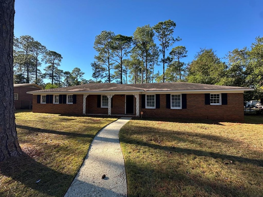 513 Edgewood Ln, Albany, GA 31707 - photo 1