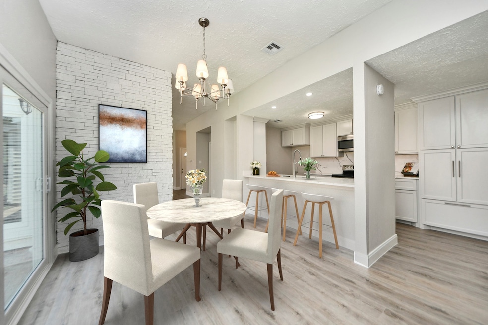 Virtually Staged - Dining Room