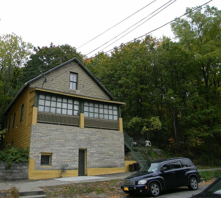 260 10th St, Troy, NY 12180 - photo 1
