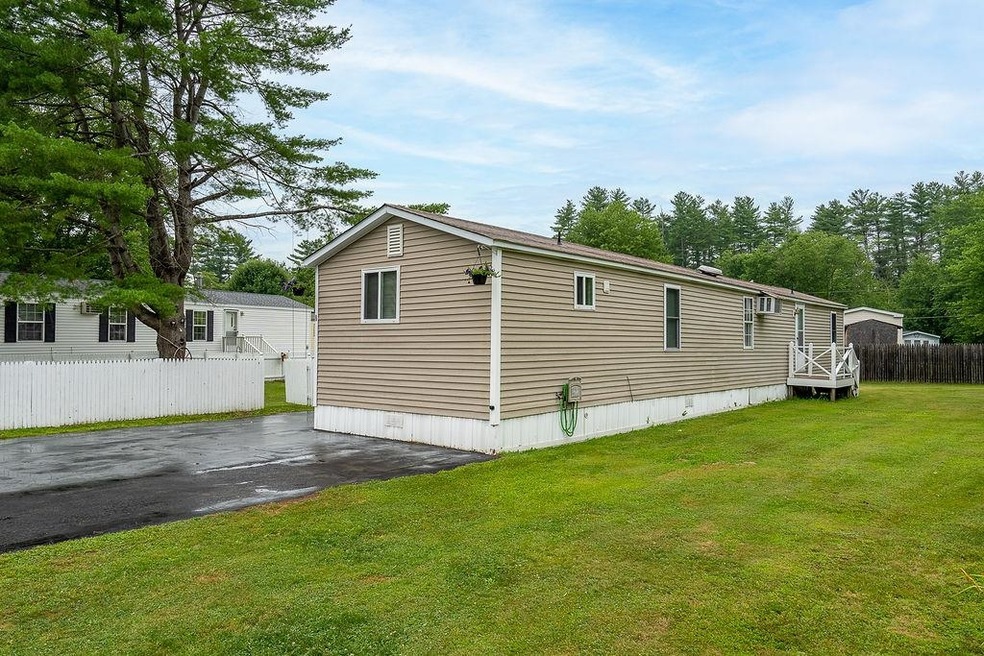 8 Glenn Dr, Allenstown, NH 03275 - photo 1