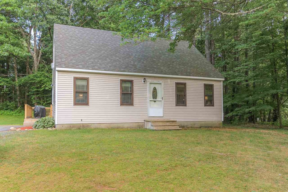 33 Melissa Dr, Pembroke, NH 03275 - photo 1