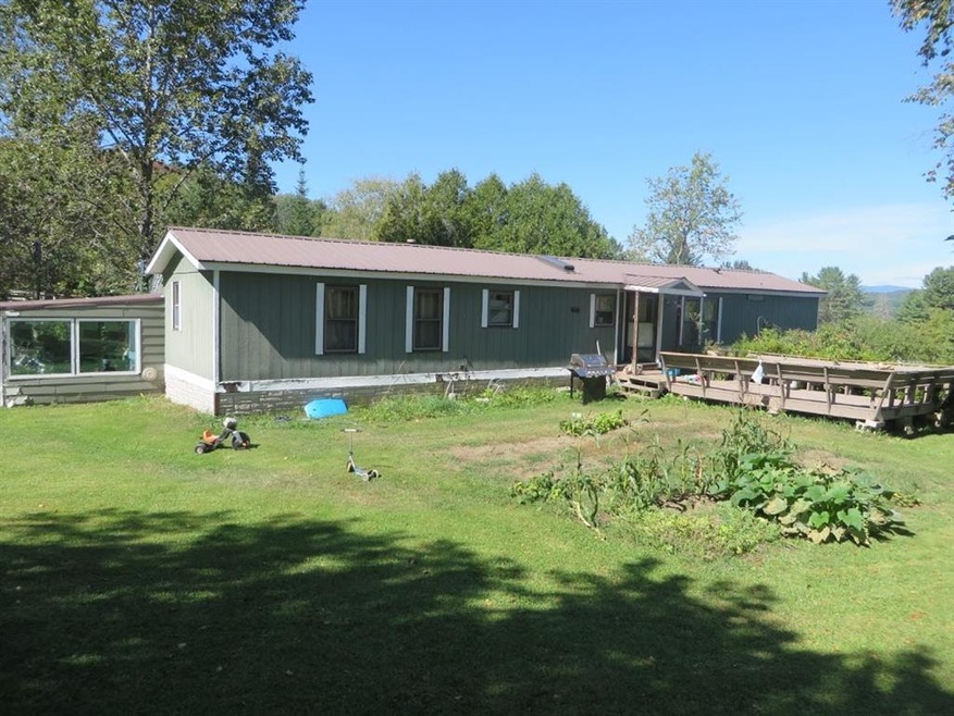 42 Parker Ave, Saint Johnsbury, VT 05819 - photo 1