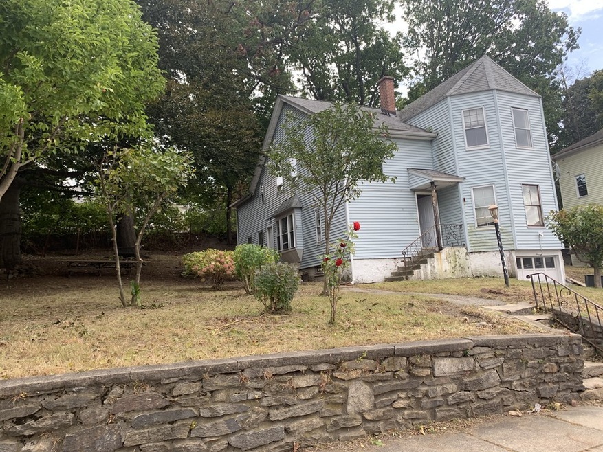 35 Freeland St, Worcester, MA 01603 - photo 1
