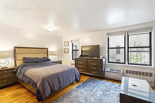 unlisted-address, New York, NY 10011 - photo 1