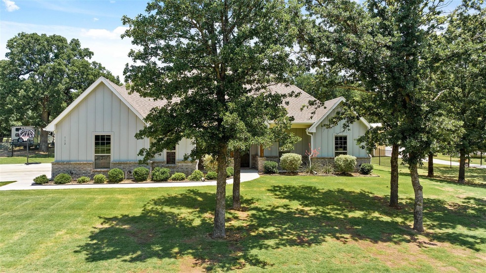 112 Magnolia Place, Brock, TX 76087 - photo 1