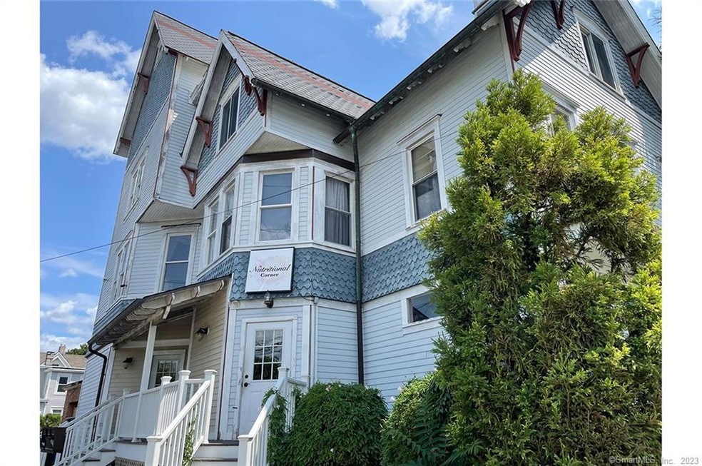 158 S Main St unit 3, Norwalk, CT 06854 - photo 1