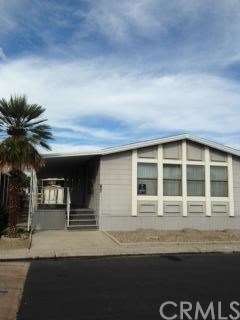 Front of home - Look Inside! She is a wide open an