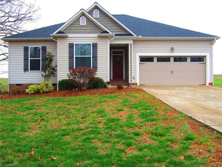 163 Foy Ln, Statesville, NC 28625 - photo 1