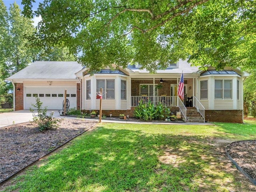 129 Brookhaven Ln, McDonough, GA 30253 - photo 1