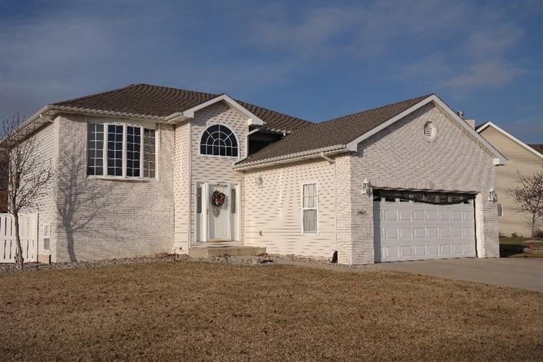 1460 Edgewater Rd, Crown Point, IN 46307 - photo 1