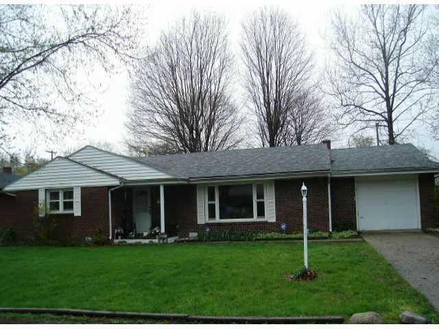 1911 Costello Dr, Anderson, IN 46011 - photo 1