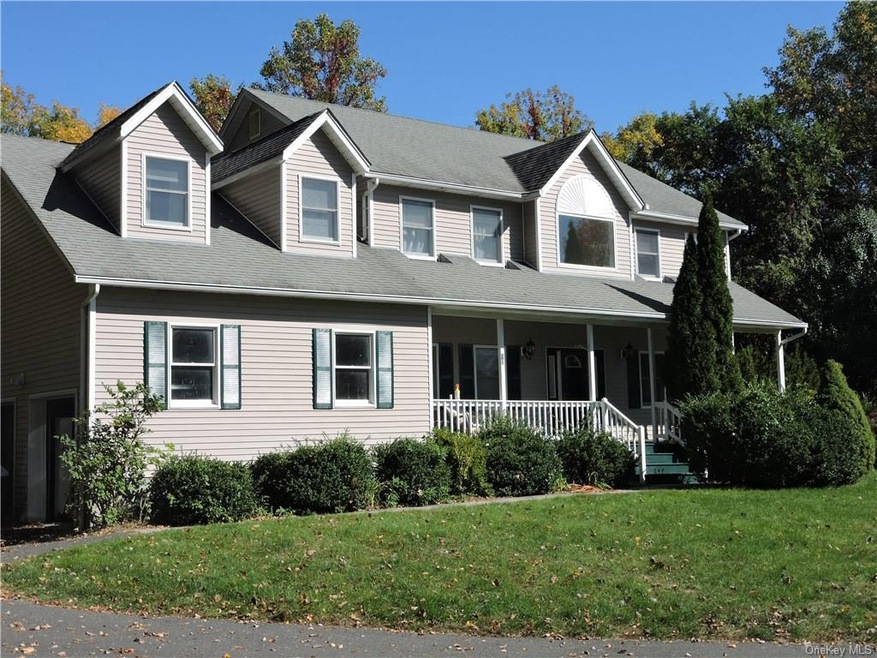 10 Matthew Dr, Spring Valley, NY 10977 - photo 1