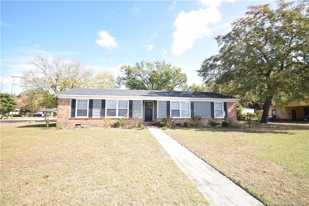 1401 Skycrest Dr, Fayetteville, NC 28304 - photo 1