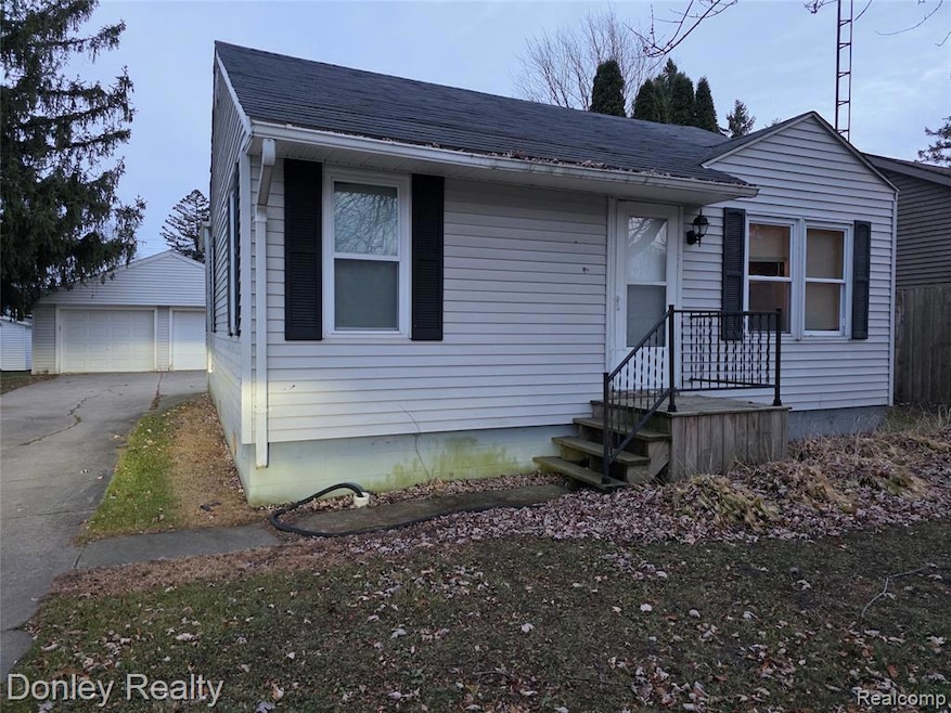 2835 Doyle St, Marlette, MI 48453 - photo 1