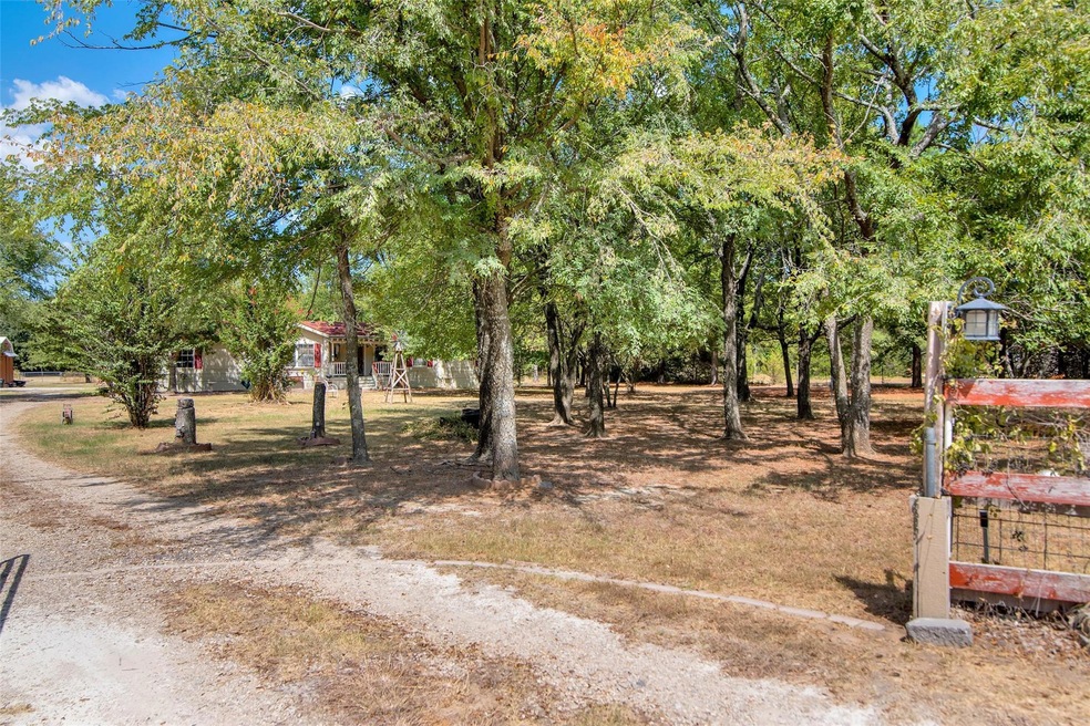 119 County Road 118, Whitesboro, TX 76273 - photo 1