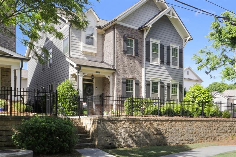 In sought after Williams Park, this beauty is read