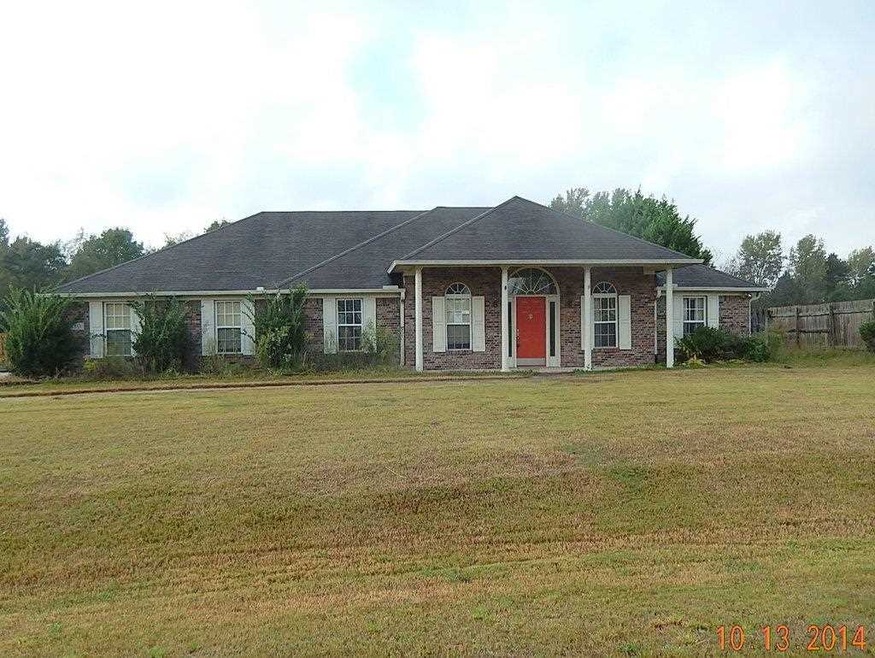 110 Meadow Lake Cir, Ardmore, AL 35739 - photo 1