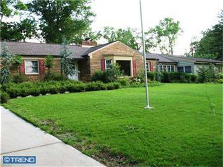 400 S Park Dr, Haddon Township, NJ 08108 - photo 1