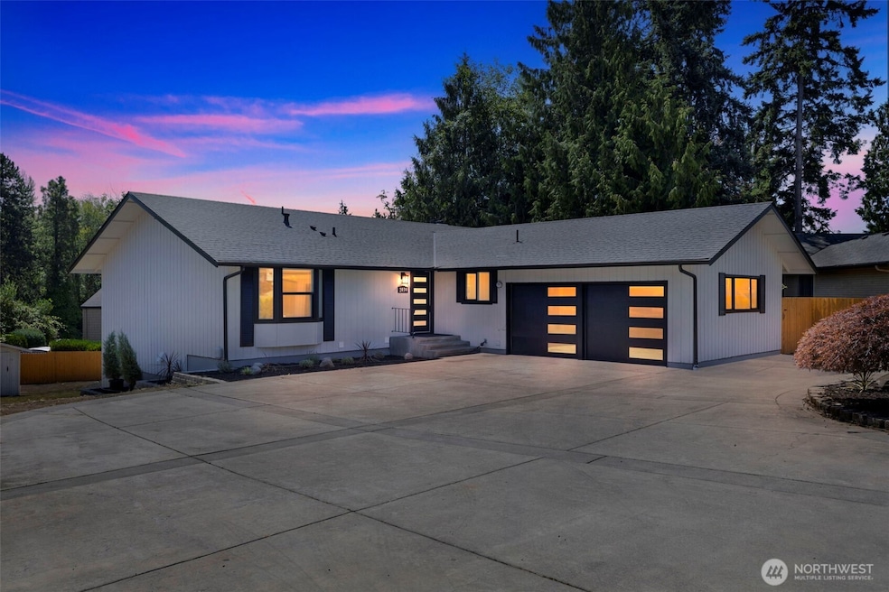 2039 S 232nd Place, Des Moines, WA 98198 - photo 1