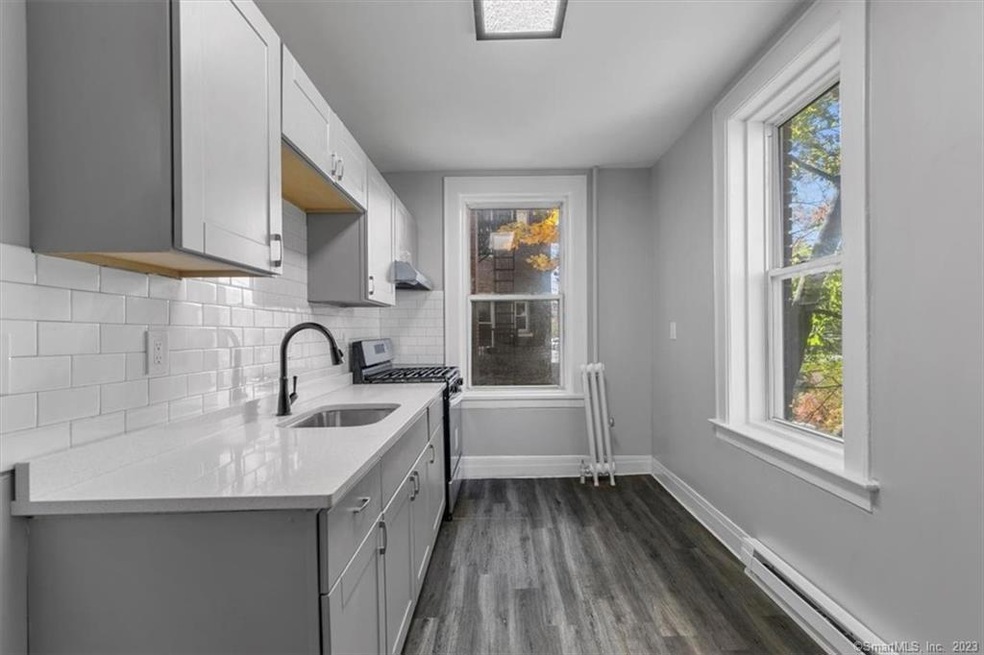 1476 Chapel St unit 202, New Haven, CT 06511 - photo 1