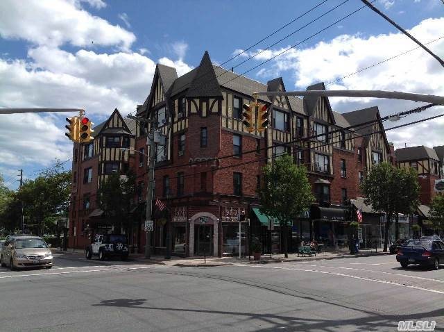 unlisted-address, Cedarhurst, NY 11516 - photo 1