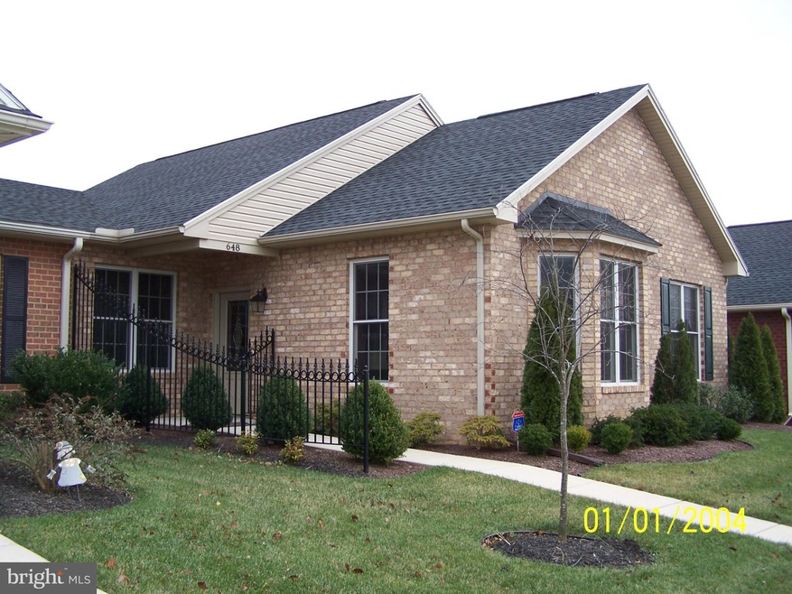 648 Tudor Dr, Hagerstown, MD 21742 - photo 1