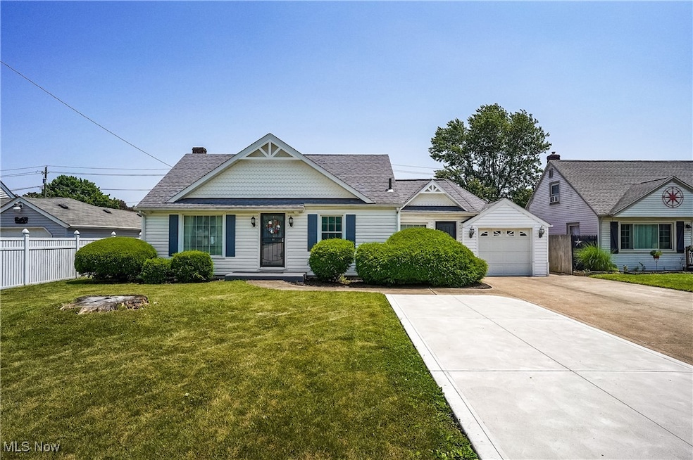 Under Contract $250,000 • Co-Listing Agent