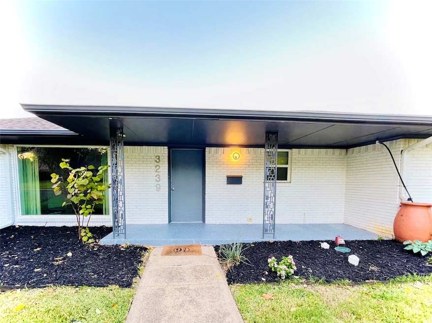 3239 Whirlaway Rd, Dallas, TX 75229 - photo 1