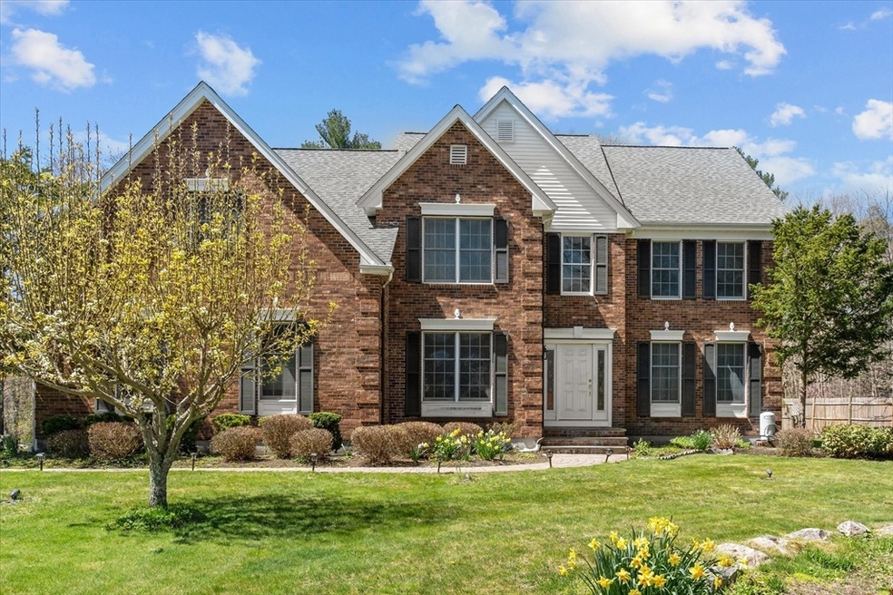 420 Whiting St, Hanover, MA 02339 - photo 1