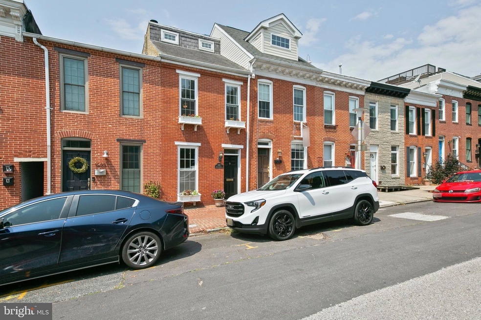 1446 Battery Ave, Baltimore, MD 21230 - photo 1