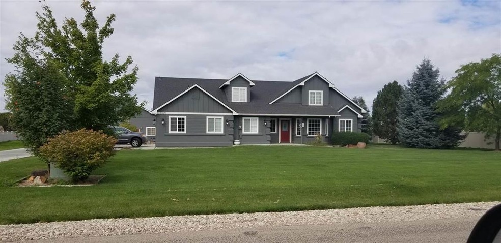 19025 Flora Rd, Nampa, ID 83687 - photo 1