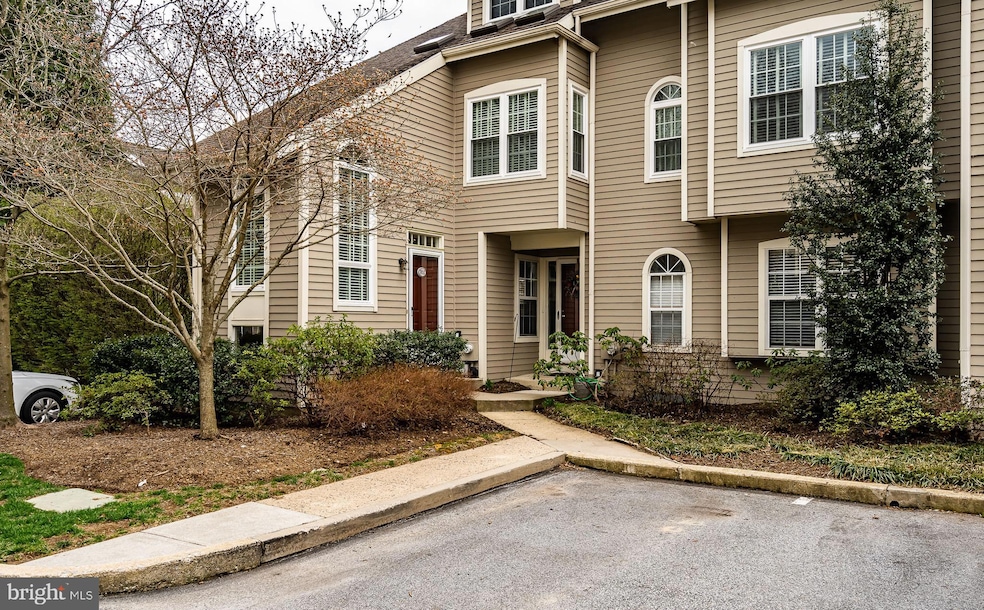 702 Cheswold Ct unit 702, Chesterbrook, PA 19087 - photo 1