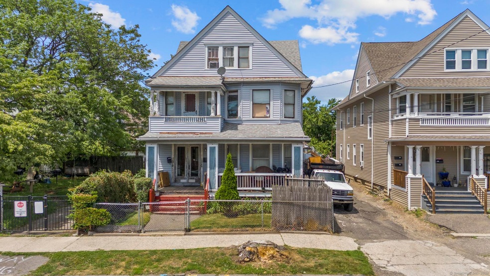 374-376 Laurel Ave, Bridgeport, CT 06605 - photo 1