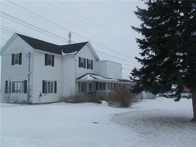 2555 Devils Hole Rd, Pemberville, OH 43450 - photo 1