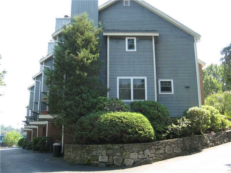 100 Strickland Rd unit 5, Cos Cob, CT 06807 - photo 1