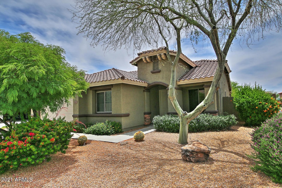 39622 N Rolling Green Way New-large-001-