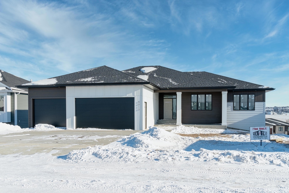 4013 Cogburn Front Exterior