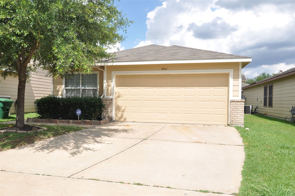 8514 Twillingate Ln, Houston, TX 77040 - photo 1