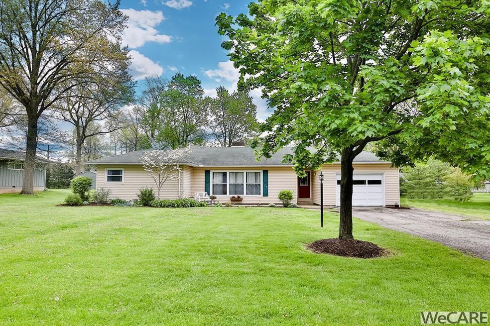 2177 Grimmwood Dr, Lima, OH 45806 - photo 1